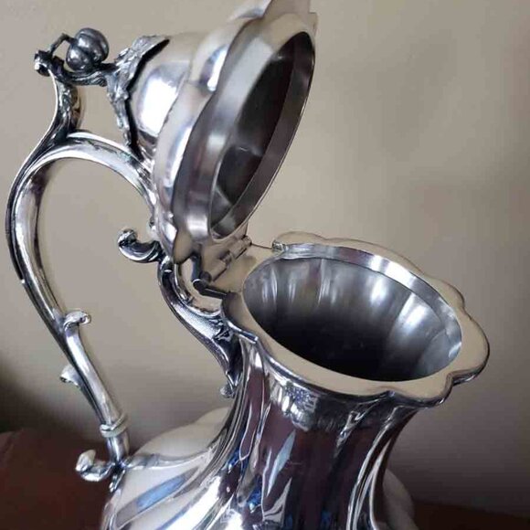 Reed & Barton #1795 Silver Plate Teapot Coffee Pot Winthrop Pumpkin Top - Picture 3 of 5